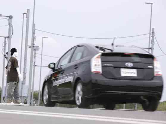 Toyota develops pre-collision and automated driving systems image