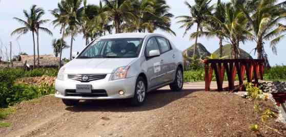 2010 Nissan Sentra 200 image