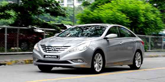 2010 Hyundai Sonata GLS Premium image