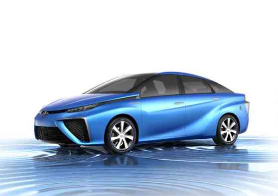 Tokyo 2013 Preview: Toyota FCV, FV2, Taxi, Voxy and Noah concepts to highlight display image