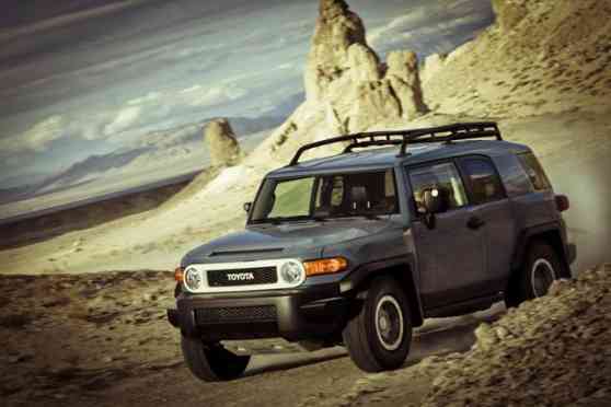 SEMA 2013: Toyota reveals 2014 FJ Cruiser Trail Teams Ultimate Edition image