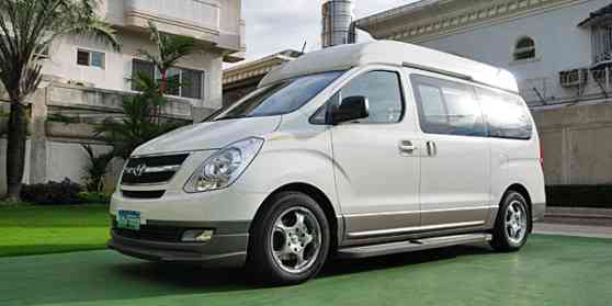2010 Hyundai Grand Starex Limousine image