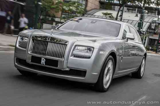 Driving with Rolls-Royce Manila image