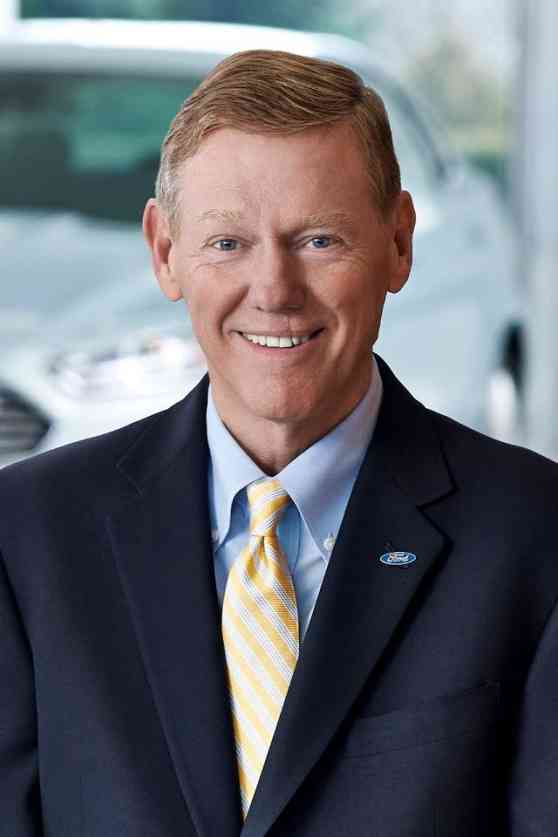CEO Alan Mulally will stay with Ford image