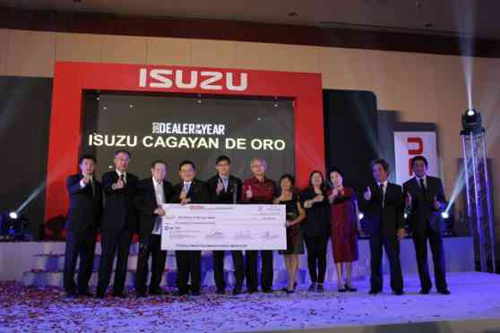 Isuzu Cagayan de Oro wins 2013 Dealer of the Year award image
