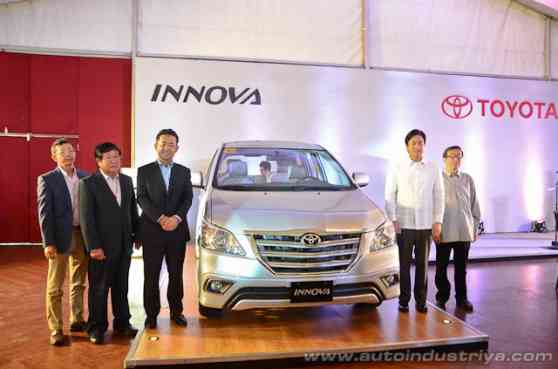 2014 Toyota Innova launched with a new face image