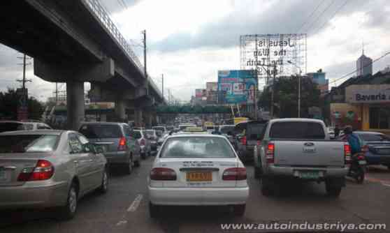 MMDA proposes 'No Green Plate Day' on EDSA image