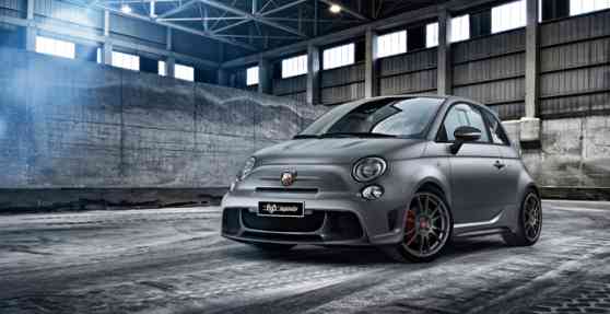 Geneva 2014: Abarth 695 biposto debuts for street and circuit image