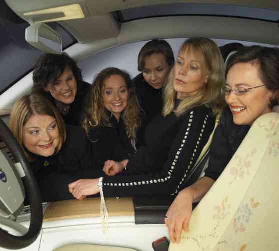 What Women (Really) Want in Cars image