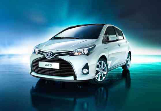 Updated Toyota Yaris/Vitz debuts in Europe and Japan image