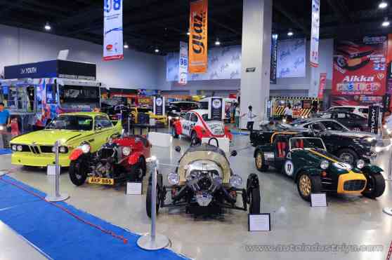Old meets new: 2014 Trans Sport Show image