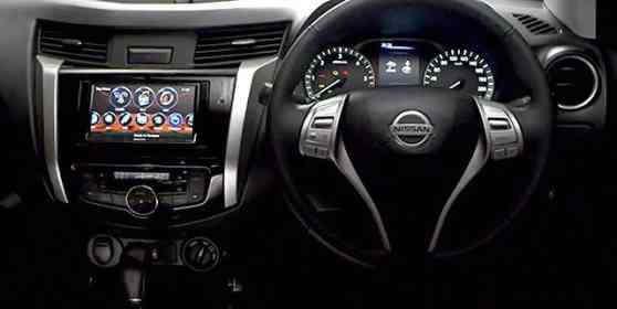 2015 Nissan Navara interior teased in latest video image