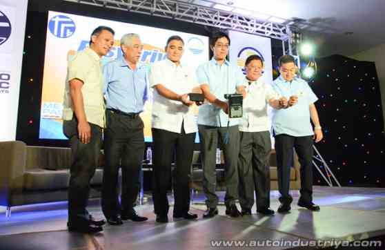 MNTC launches EasyDrive RFID e-toll sticker with CAVITEX image