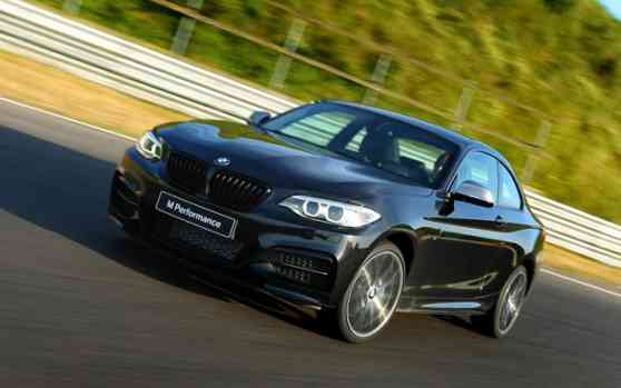 Limited-run BMW M235i Track Edition revealed image