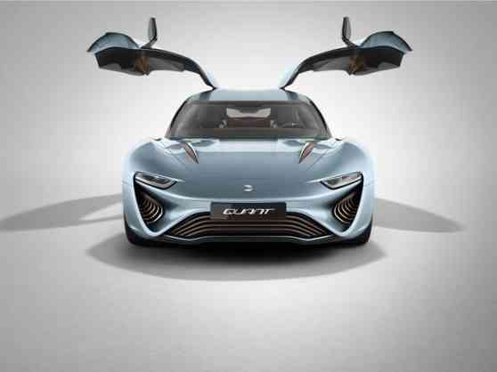 QUANT e-Sportlimousine nanoFLOWCELL approved for road use image