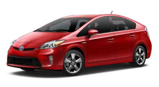 Toyota USA reveals 2015 Prius Persona Series image