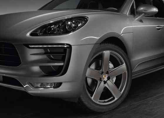 2015 Porsche Macan gets new Sport Design package image