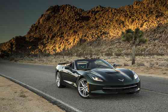 2015 Chevrolet Corvette Stingray gets new 8-speed gearbox image