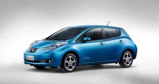 Dongfeng Nissan releases the Venucia e30 electric vehicle in China image