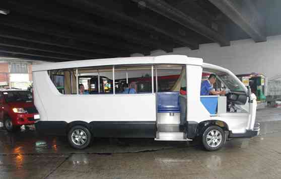 Quezon City debuts the Comet e-Jeepney image