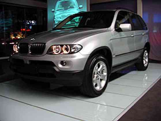 BMW releases the 2004 X5 image