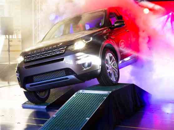 Land Rover rolls out first-ever Discovery Sport image