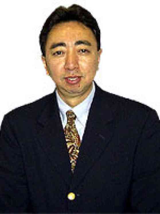 Turnover of authority at Isuzu Philippines image