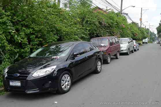 Proof of parking before new vehicle registration, proposes congressman image