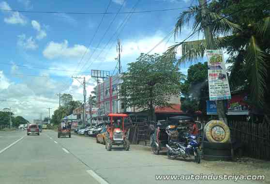 Gov't agencies ready northbound roads for Undas 2014 image