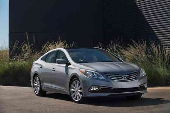 Miami 2014: Hyundai debuts 2015 facelifted Azera image