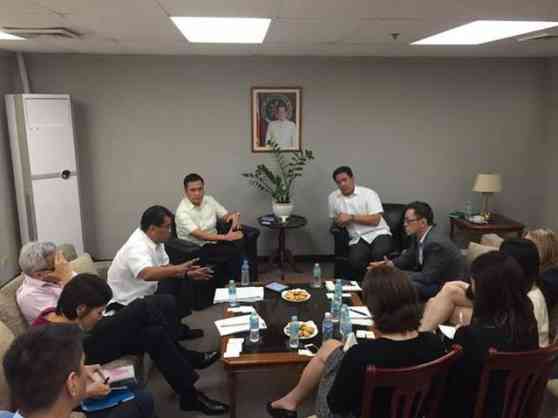 LTFRB, DOTC and Uber agree to terms image