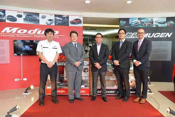 Honda Alabang, Global City open accessory corner image