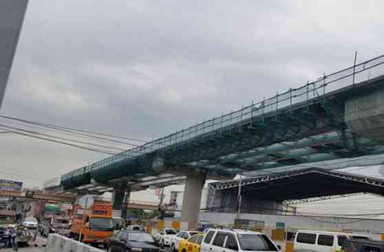 MMDA designates Christmas route to airports image