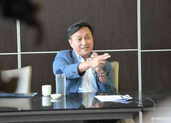 MMDA Chairman encourages motorist to take videos of enforcers image