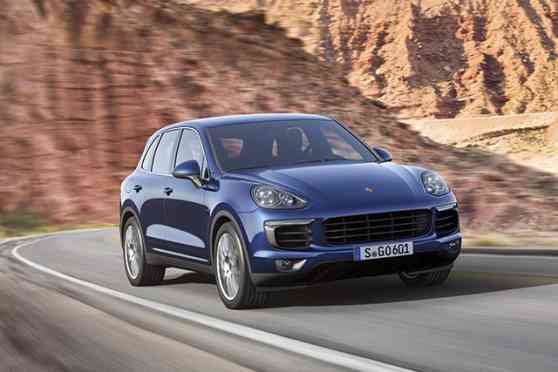 Porsche announces smallest recall ever with 2015 Cayenne image