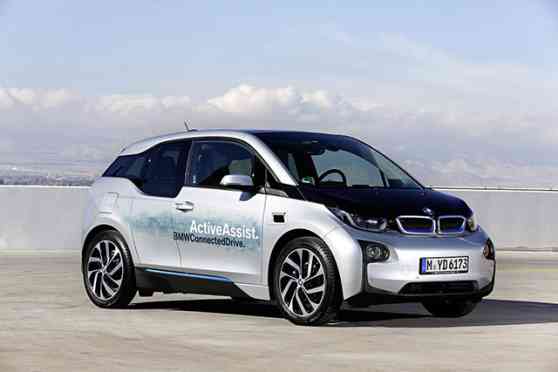 CES 2015: BMW debuts laser-guided i3 concept image