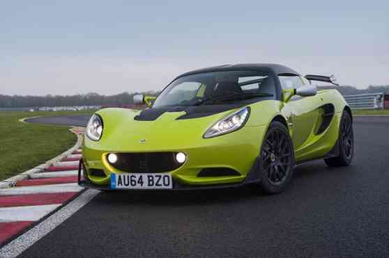 Lotus reveals road-going Elise S Cup image