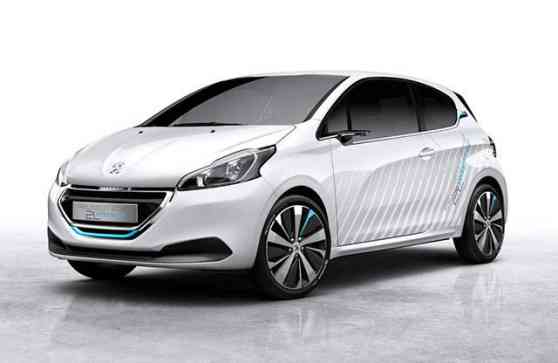 Report: Peugeot Citroen holds Hybrid Air technology development image