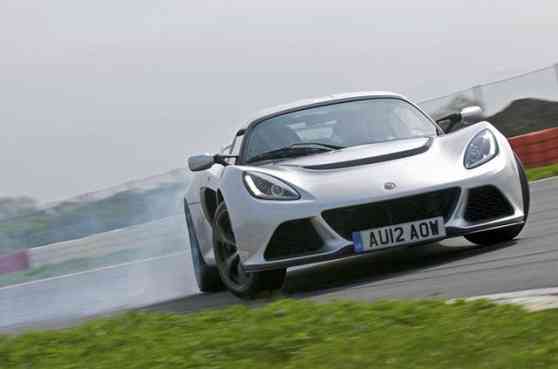 Lotus launches the faster Exige S Automatic image