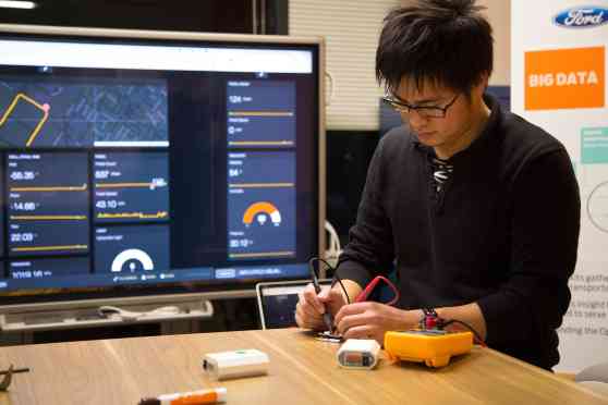 Ford opens new Silicon Valley advanced tech center image