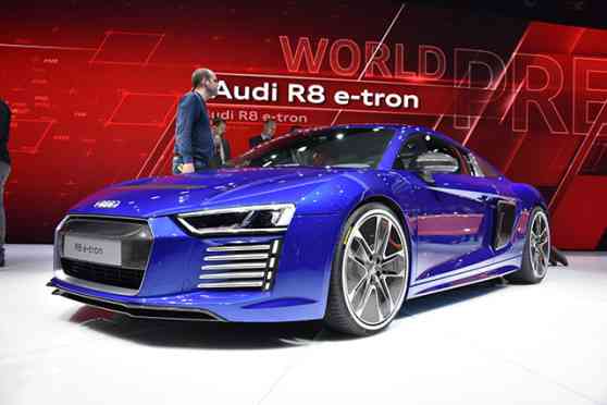 Geneva 2015: Audi R8 e-tron makes world debut image