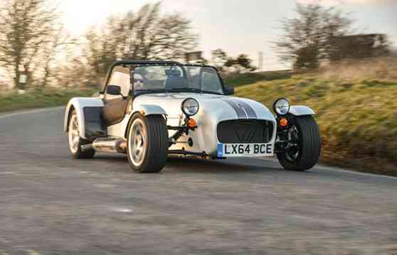 Caterham introduces three new Super Seven variants image