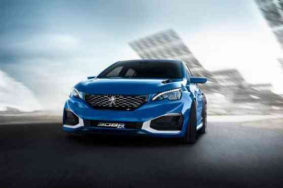 Peugeot reveals the high performance 308 R Hybrid image