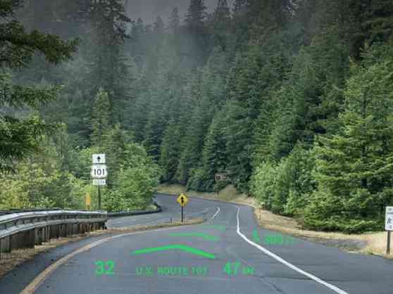 New GPS device projects navigation straight to your windshield image