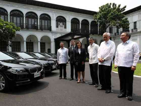 BMW is the official premium mobility partner of 2015 APEC Council image