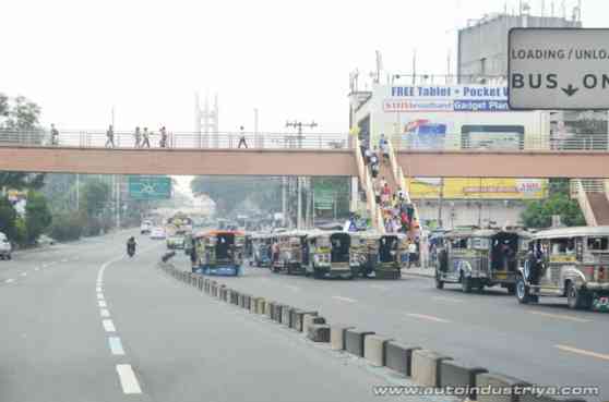 Senator Santiago files bill to discipline operation of public jeeps image