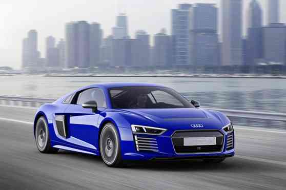 Audi reveals self-driving R8 e-tron concept at 2015 CES Asia image