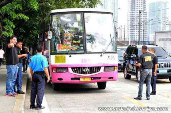 MMDA strengthens fight against colorum PUVs image