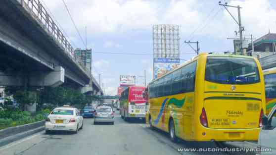 Report: MMDA opposes proposal to lift number coding for PUBs image