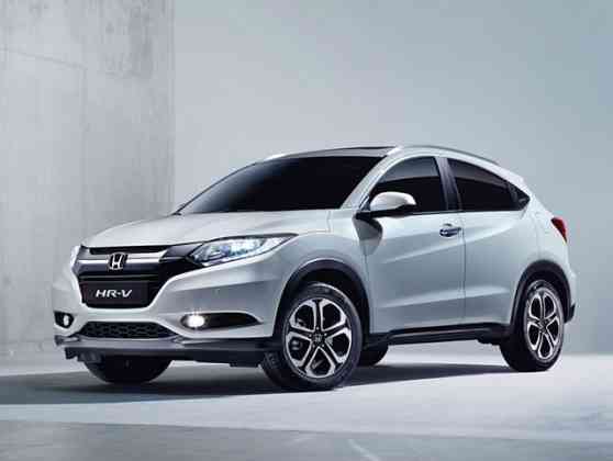Sizing up the 2015 Honda HR-V against other compact crossovers image